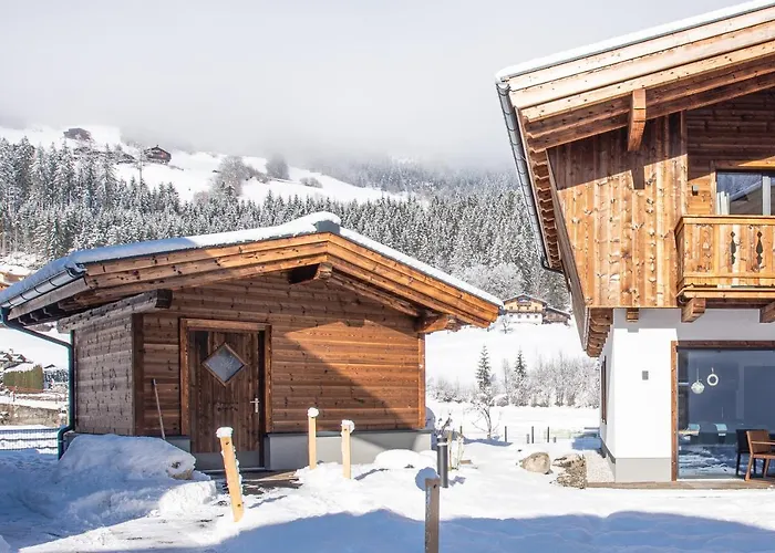 Chalet's Dorf شاليه والد ام بينزاغو